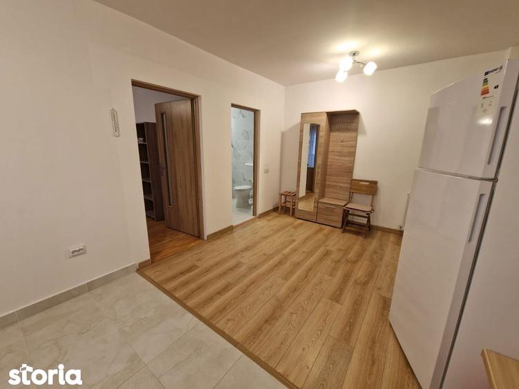 Garsonieră semidecomandată, mobilată în Florești
