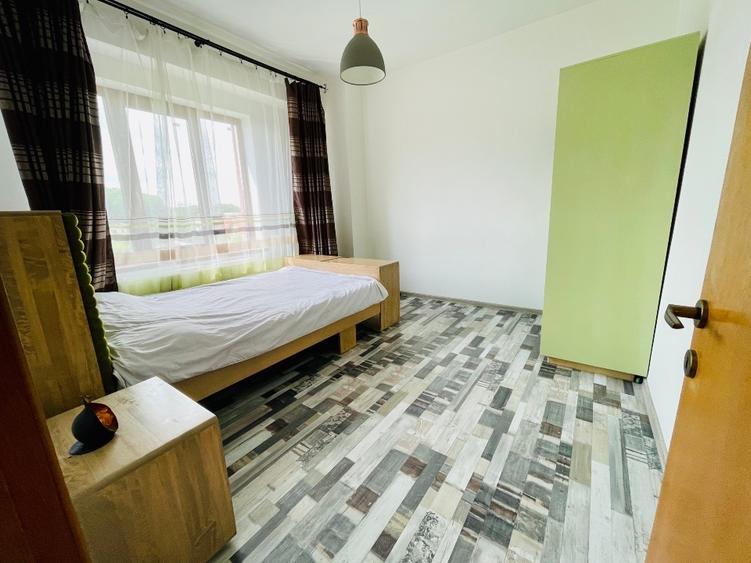 Apartament cu 3 camere decomandat, mobilat în Găvana Platou