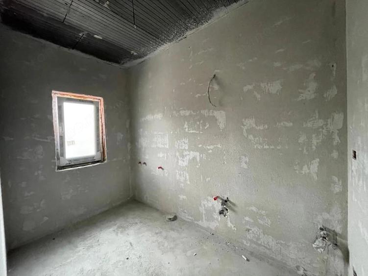 Casă cu 3 camere cu Teren 510 Mp în Giarmata