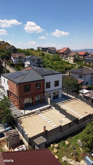 Casă cu 5 camere cu Teren 300 Mp în Apahida