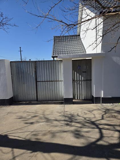 Casă cu 3 camere în Central