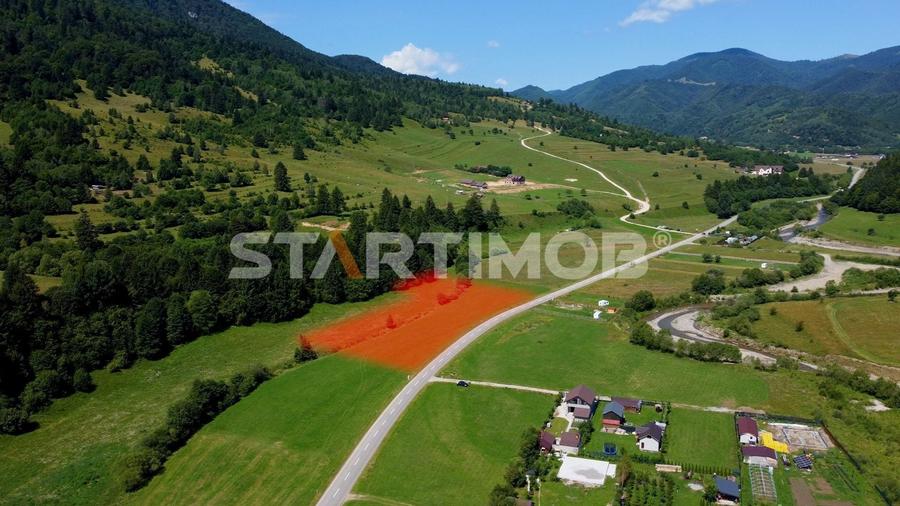 Teren Construcții intravilan de 7600 mp, în Vest