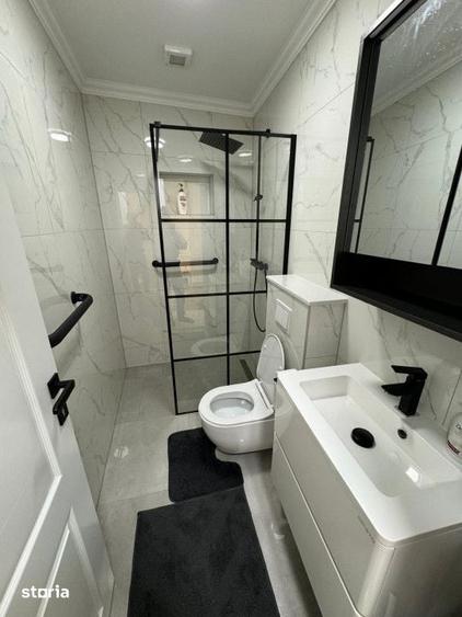 Casă cu 4 camere cu Teren 250 Mp în Merghindeal