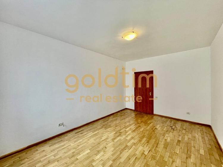 VILA INDIVIDUALA / PISCINA/ GARAJ - 45