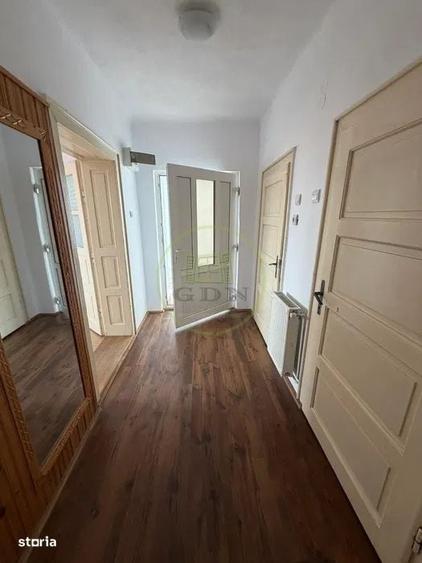 Casă cu 3 camere în Trei Stejari