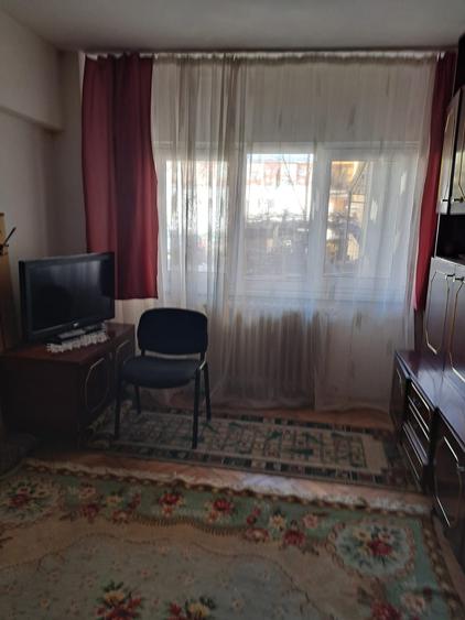 Garsonieră decomandată în Cetate