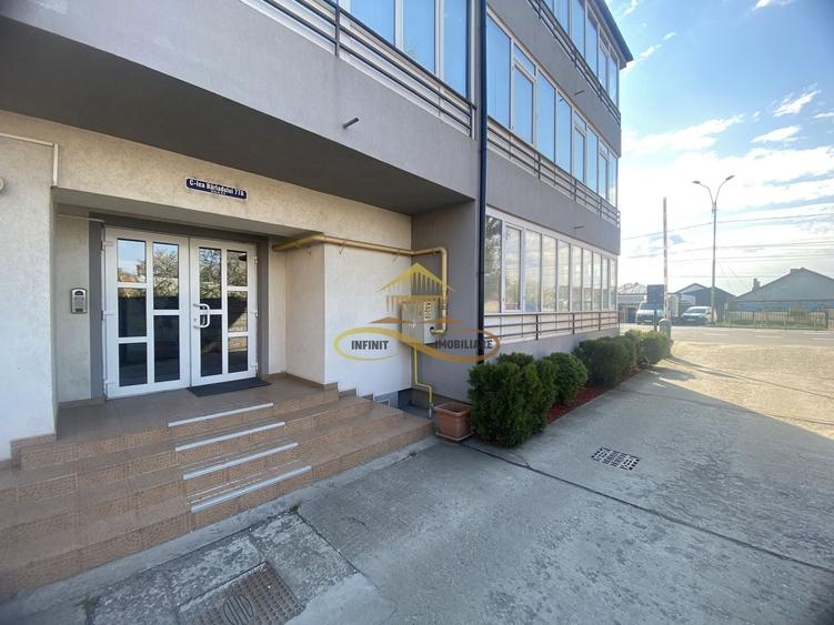 Apartament cu 4 camere decomandat, mobilat în Șerbănești
