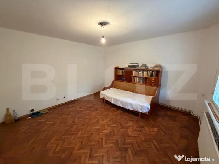 Apartament cu 2 camere decomandat în Calea București