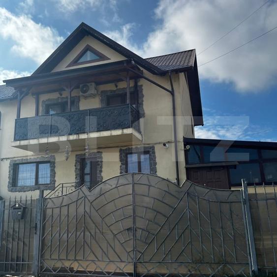 Casă individuală cu 4 camere cu Canalizare în Horpaz