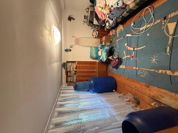 Casă cu 3 camere cu Teren 8300 Mp în Vlăsinești