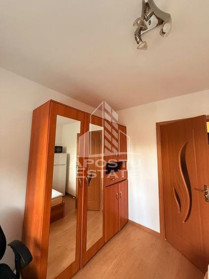 Garsonieră decomandată în Complex Studențesc