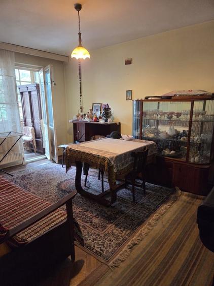 Apartament cu 3 camere decomandat în Calea Doftanei