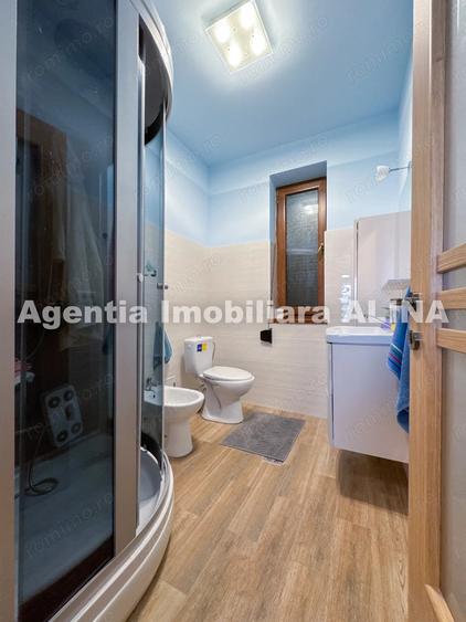 Casă cu Teren 2400 Mp în Vulcan