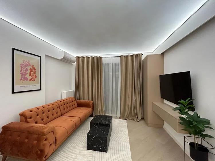 Apartament cu 3 camere, mobilat în Aviației