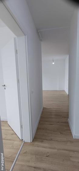 Apartament cu 3 camere decomandat în Torontalului
