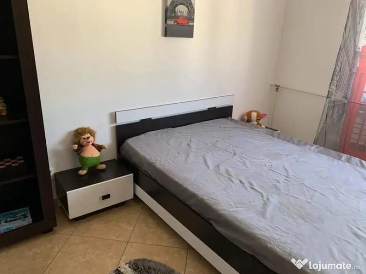 Apartament cu 3 camere decomandat în 1 Mai