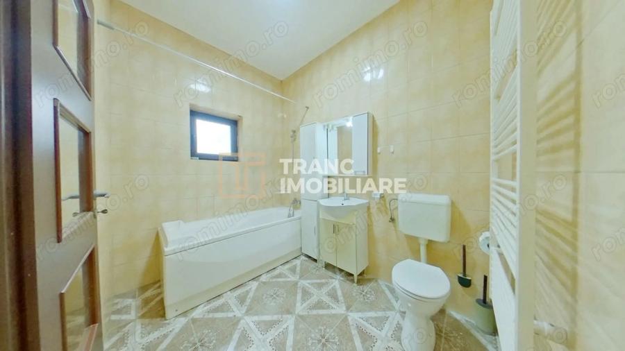 Casă cu 2 camere cu Teren 400 Mp în Pârneava