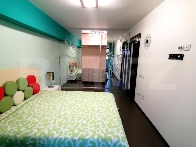 Apartament cu 4 camere decomandat, mobilat în Calea București