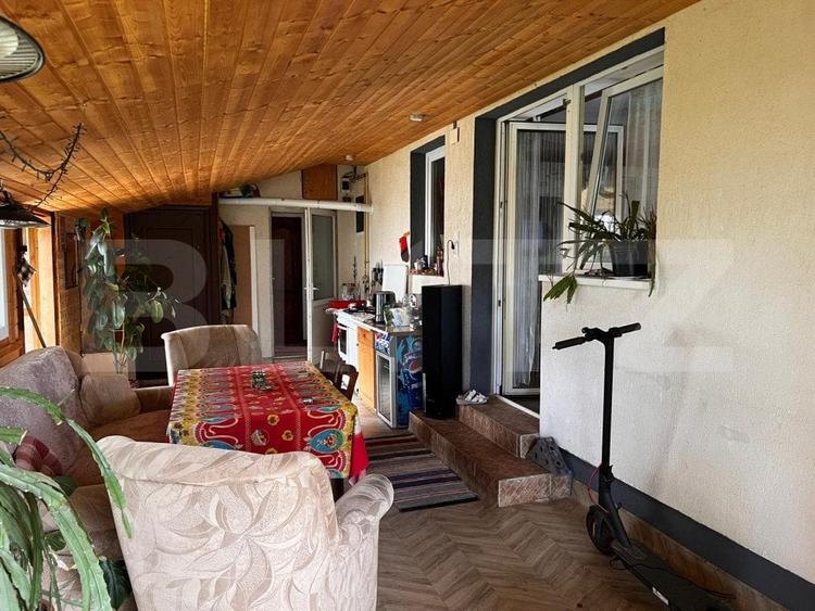 Casă individuală cu 4 camere cu Canalizare în Central
