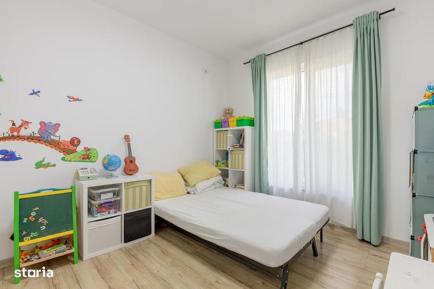 Casă cu 4 camere în Central