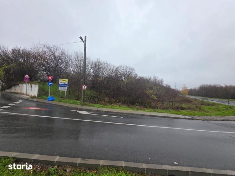 Teren de 3064 mp, în Central