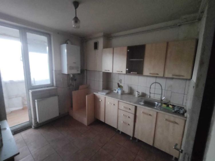 Apartament cu 2 camere decomandat în Griviței