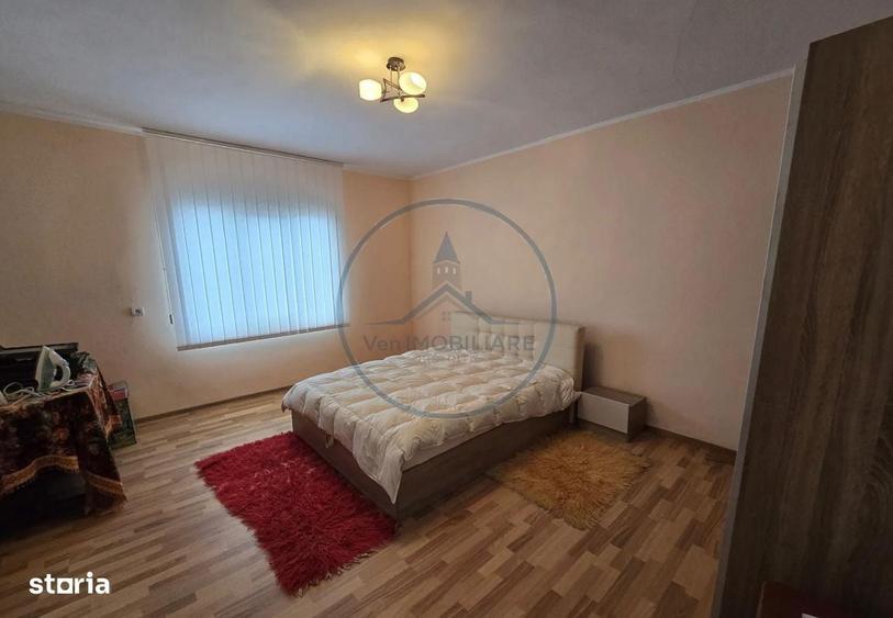 Casă cu 3 camere în Prundu Bârgăului