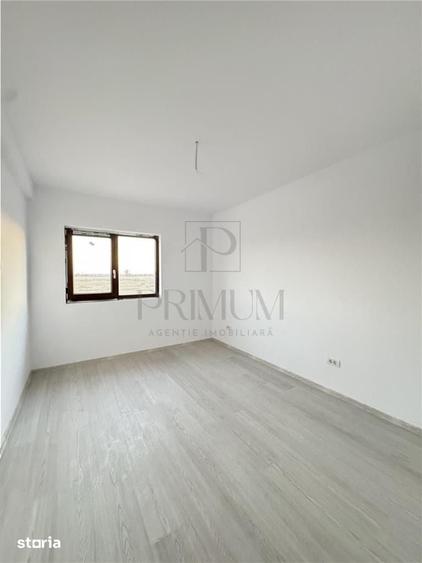 Casă cu 5 camere cu Teren 270 Mp în Central