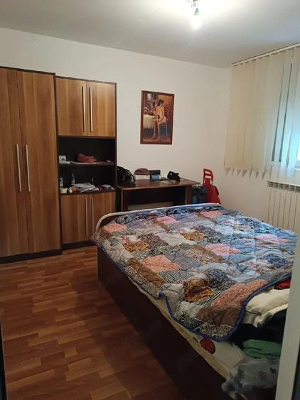 Vand ap. 2 camere et. 1 4 Tiglina 1 - 3