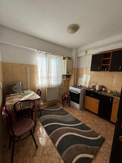 Apartament cu 2 camere decomandat, mobilat în Zahana