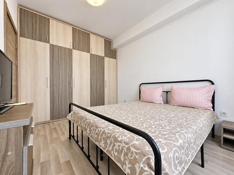 Apartament cu 2 camere semidecomandat, mobilat în Nord