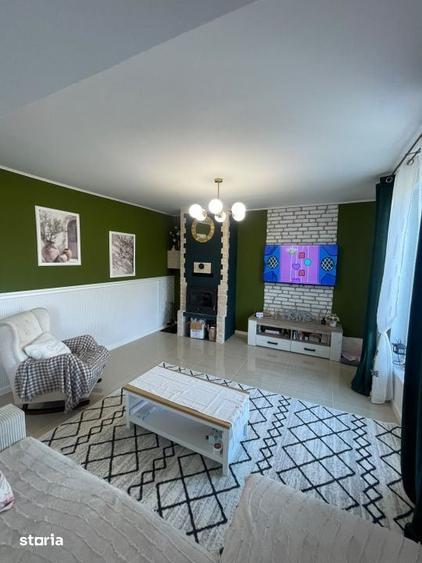 Casă cu 5 camere cu Teren 720 Mp în Central