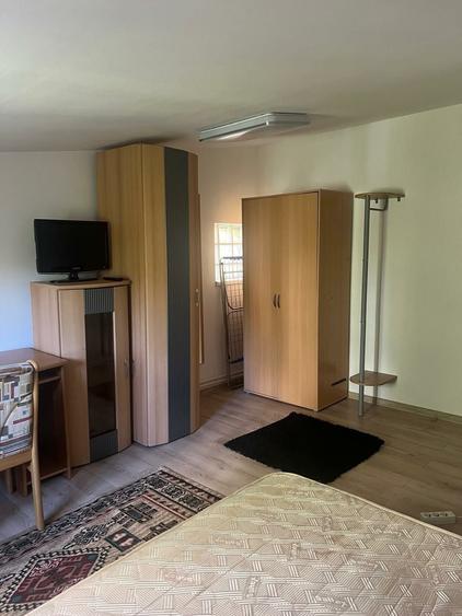Apartament cu 4 camere decomandat în Brâncoveanu