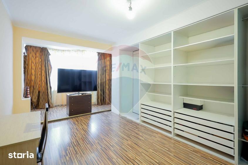 Apartament cu 3 camere în Nufărul