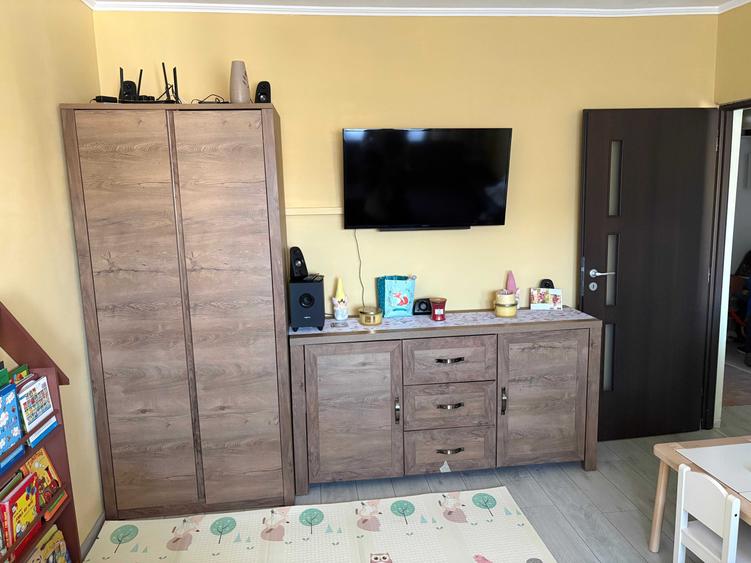 Apartament cu 3 camere decomandat în Dosu Bricii