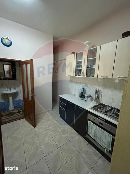 Casă cu Teren 154 Mp în Central