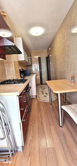 Apartament cu 3 camere în Faleza Nord