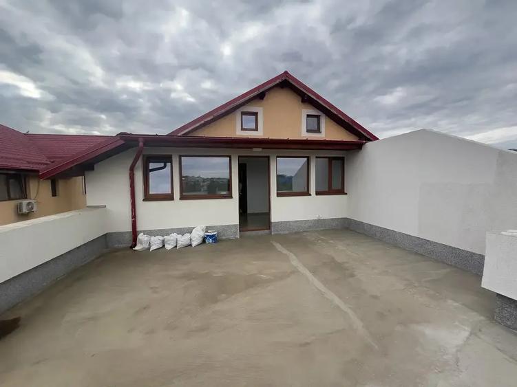 Apartament cu 2 camere semidecomandat în Drumul Taberei