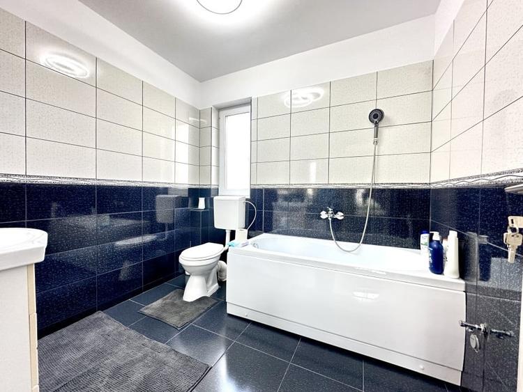 Duplex cu 3 camere cu Teren 300 Mp în Dumbrăvița