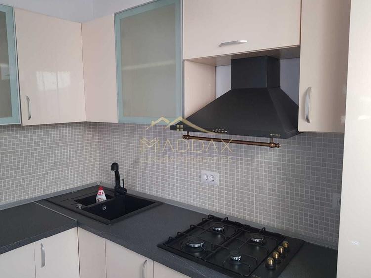 Apartament cu 2 camere decomandat, mobilat în Parcul Carol
