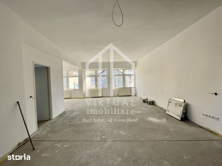 Spațiu comercial, de 2,798 mp, în Central