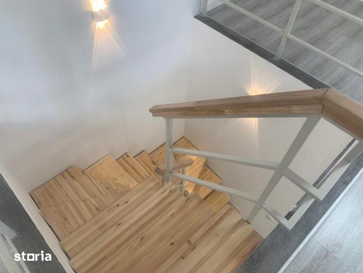 Casă cu 5 camere cu Teren 395 Mp în Central