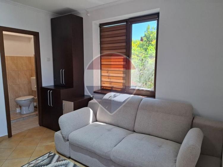 Apartament cu 2 camere semidecomandat în Micălaca