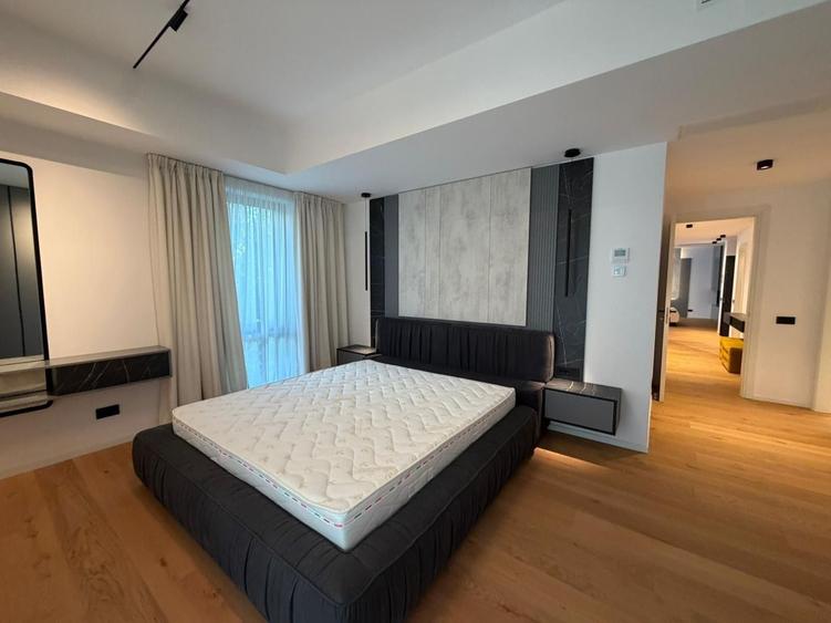 Apartament cu 3 camere decomandat, mobilat în Herăstrău