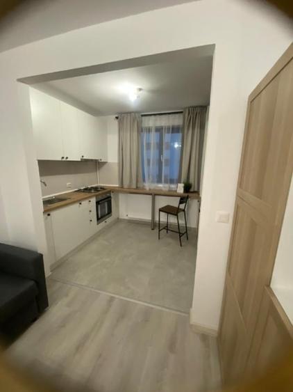 Apartament cu 2 camere semidecomandat, mobilat în Theodor Pallady