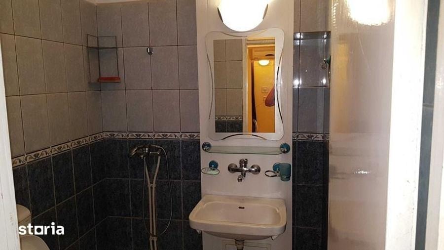 Apartament cu 4 camere decomandat în Gării