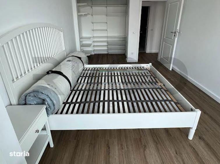 Apartament cu 4 camere decomandat în Nufărul