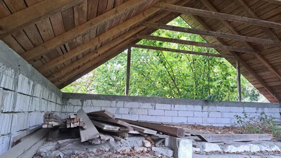 Casă cu 4 camere cu Teren 526 Mp în Odvoș