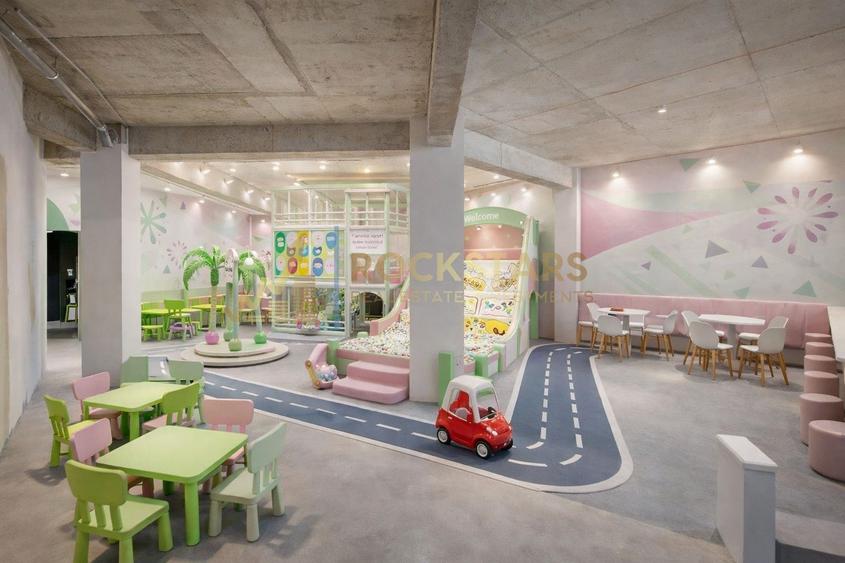 Spațiu comercial, de 148.60000610352 mp, în Dobroești