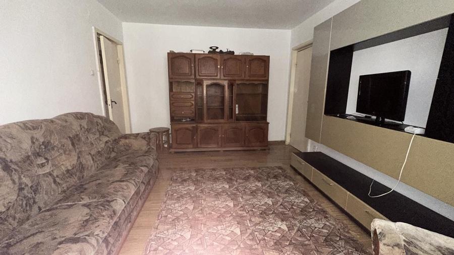 Apartament cu 2 camere semidecomandat în Hipodrom 1
